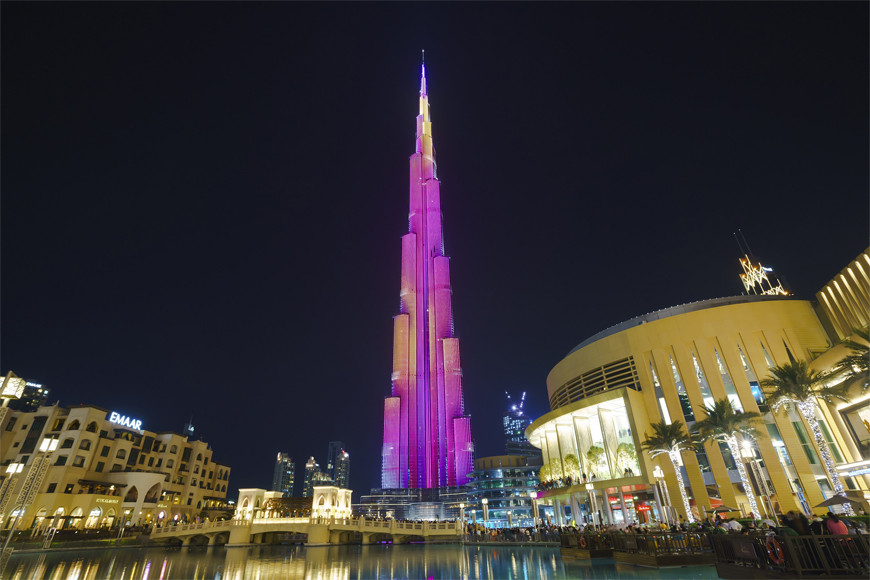 Burj Khalifa Light Show: Free for Tourists