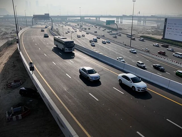 Dubai Left Lane Traffic Rules 2025: Fines, Regulations, and Safety Guidelines