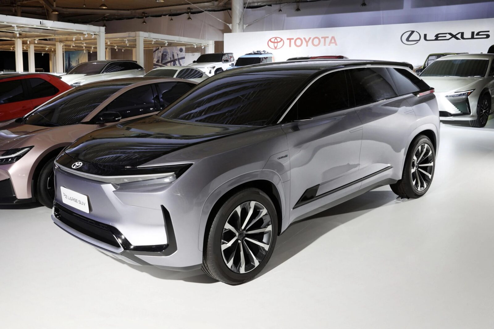 UAE Automotive Market Shifts: Electric and Hybrid Vehicles Gain Momentum