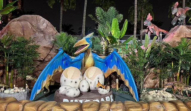 Dubai Garden Glow Season 11: Dinosaur & Fantasy Parks for Dh70 at Zabeel