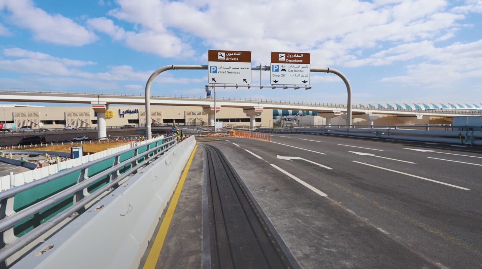 Dubai-opens-expanded-bridge-to-DXB-Terminal-1